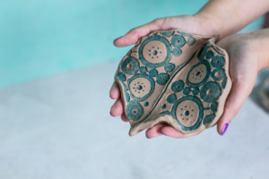 Що можна зліпити з глини: творчість для дітей і дорослих